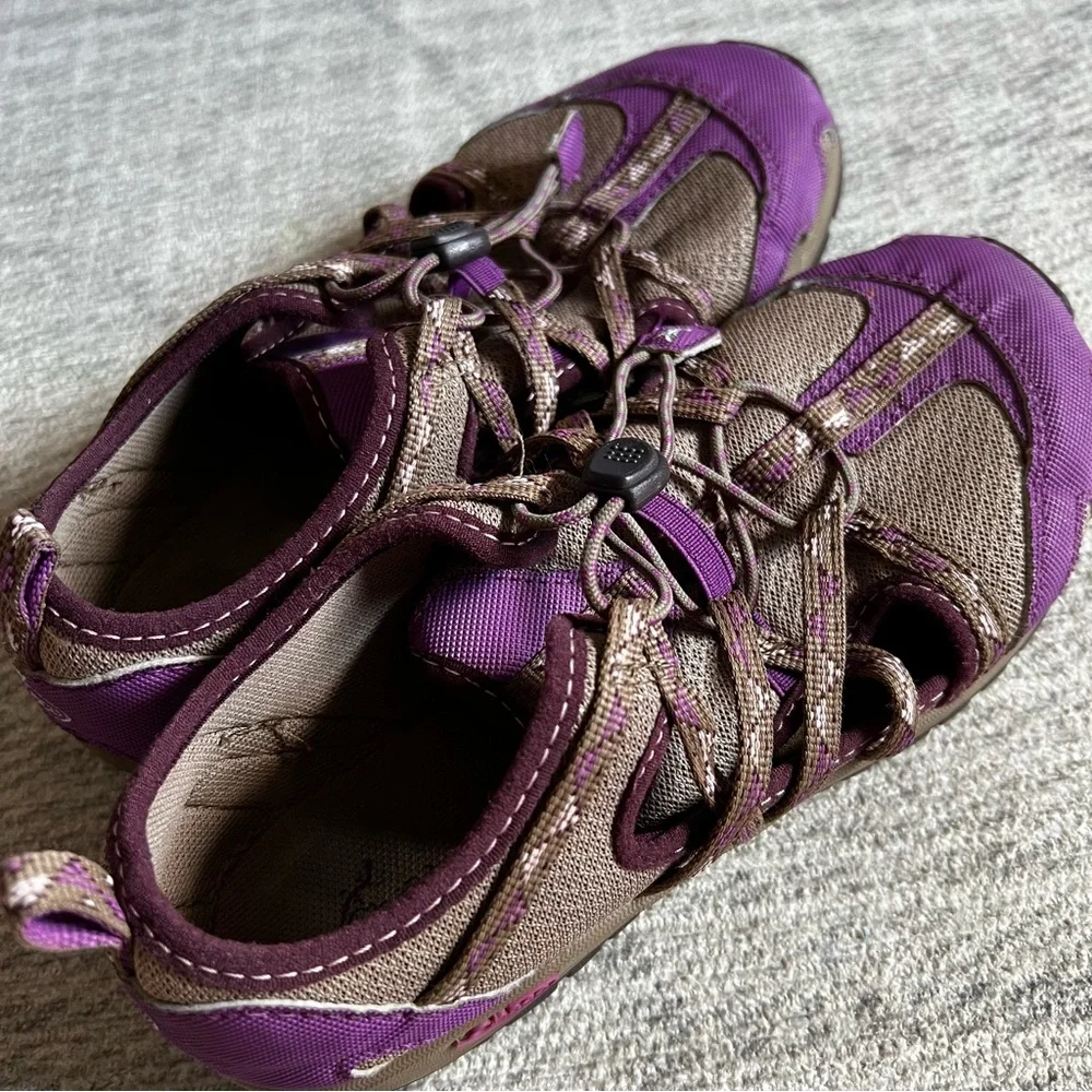 Chaco Kids Youth Water Shoes Size 3